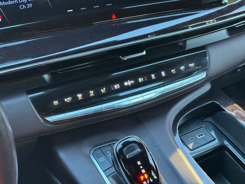 2022 Cadillac Escalade Sport Platinum