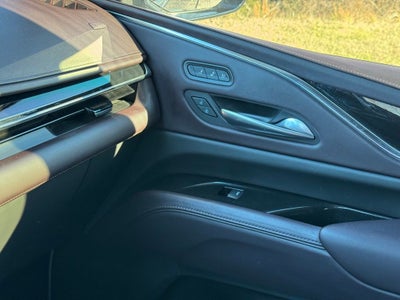 2022 Cadillac Escalade Sport Platinum