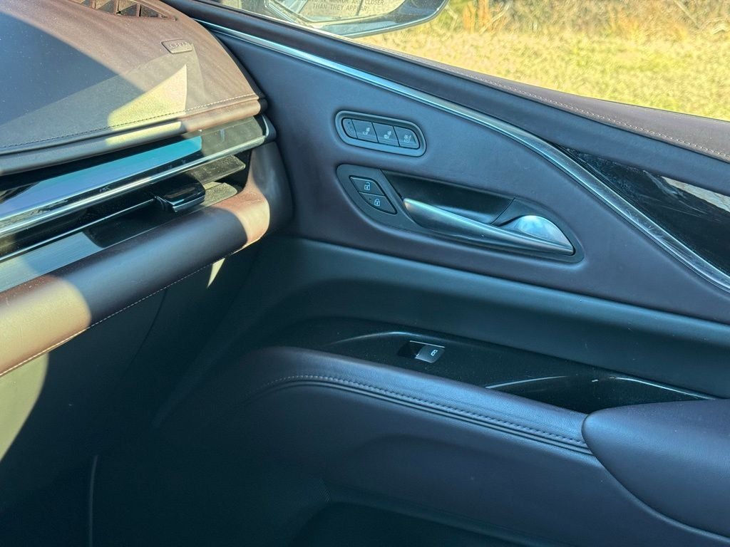 2022 Cadillac Escalade Sport Platinum