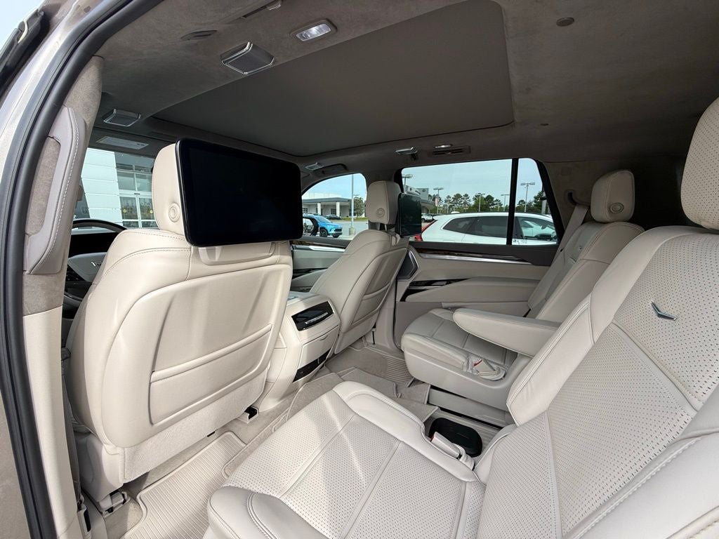 2025 Cadillac Escalade Premium Luxury Platinum