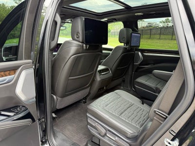 2025 Cadillac Escalade Premium Luxury Platinum