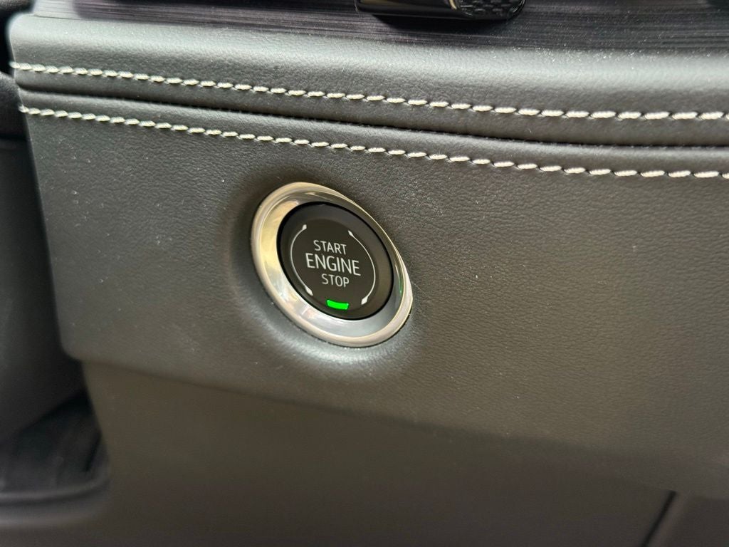 2025 Cadillac Escalade Premium Luxury Platinum