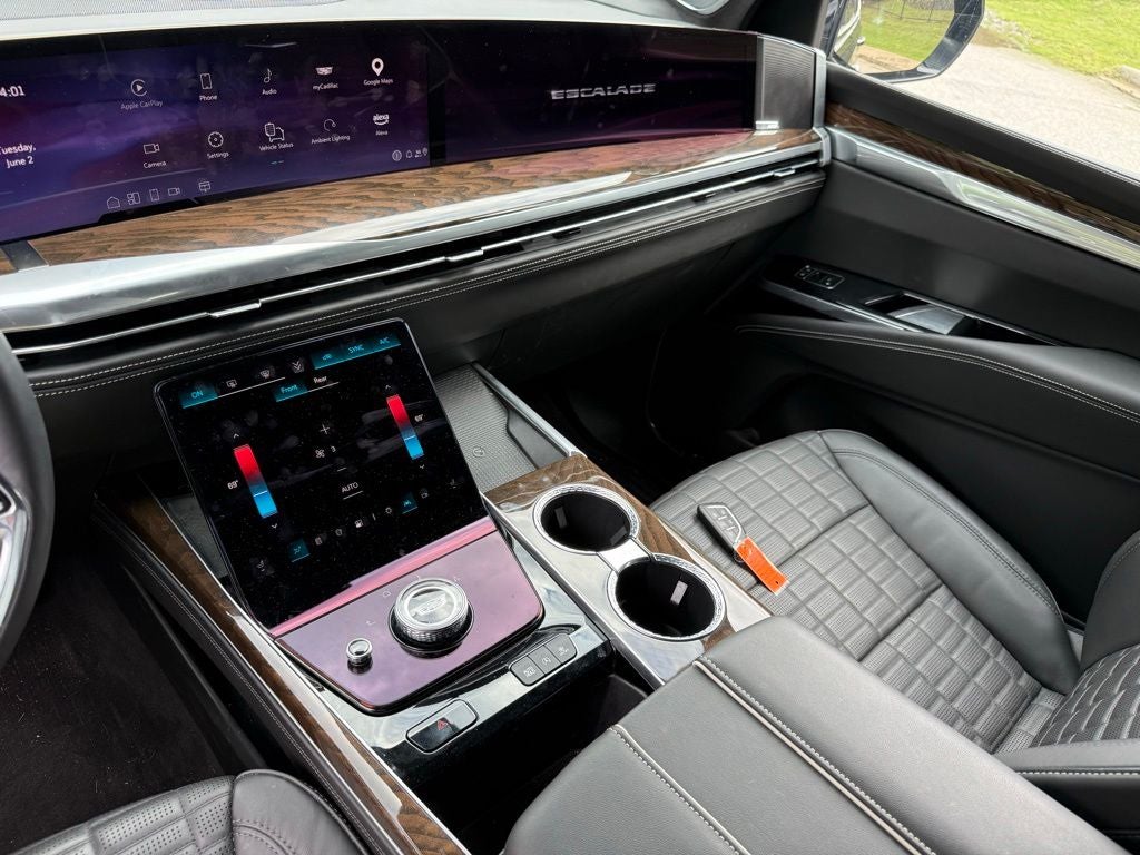 2025 Cadillac Escalade Premium Luxury Platinum