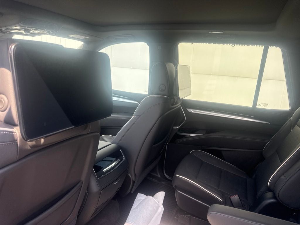 2025 Cadillac Escalade Sport
