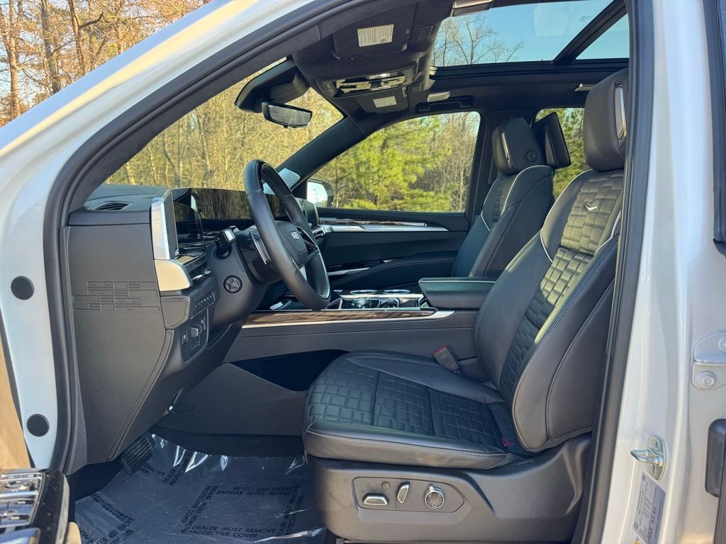 2025 Cadillac Escalade Sport Platinum