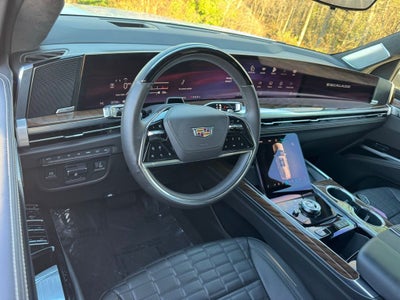 2025 Cadillac Escalade Sport Platinum
