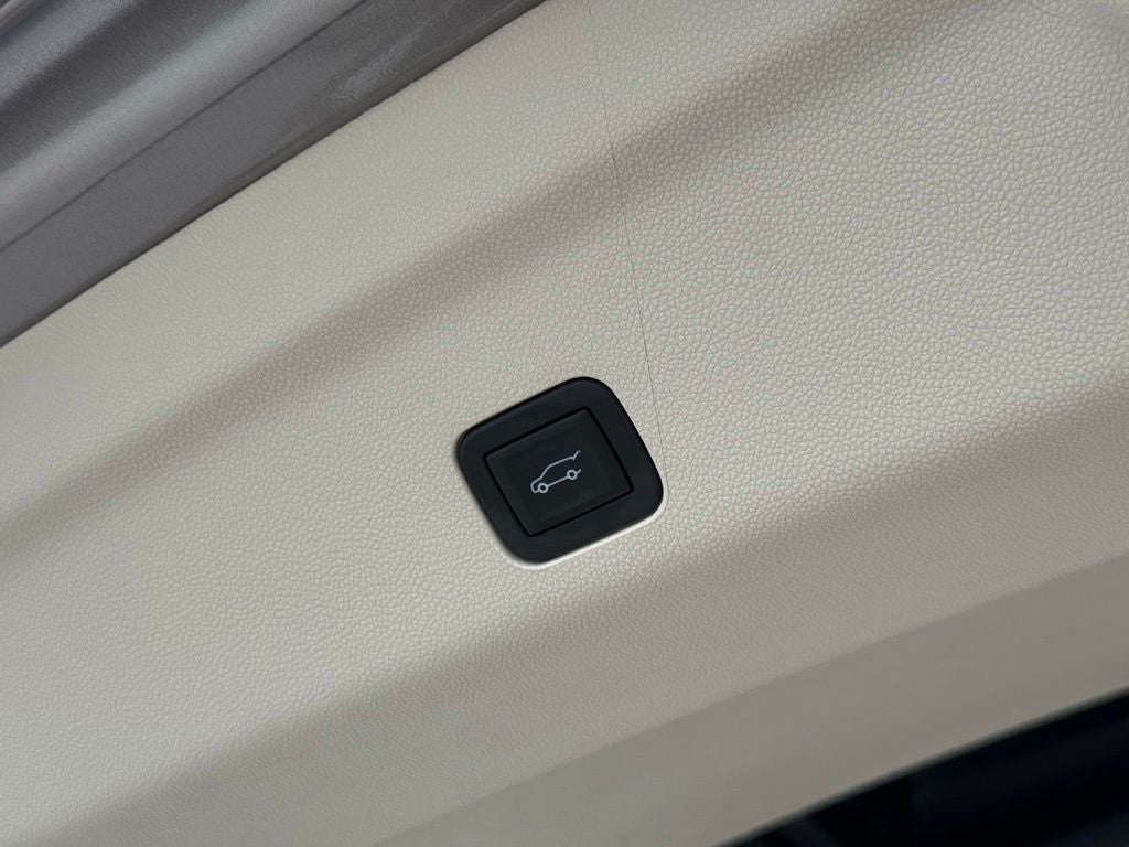 2025 Cadillac Escalade ESV Sport Platinum