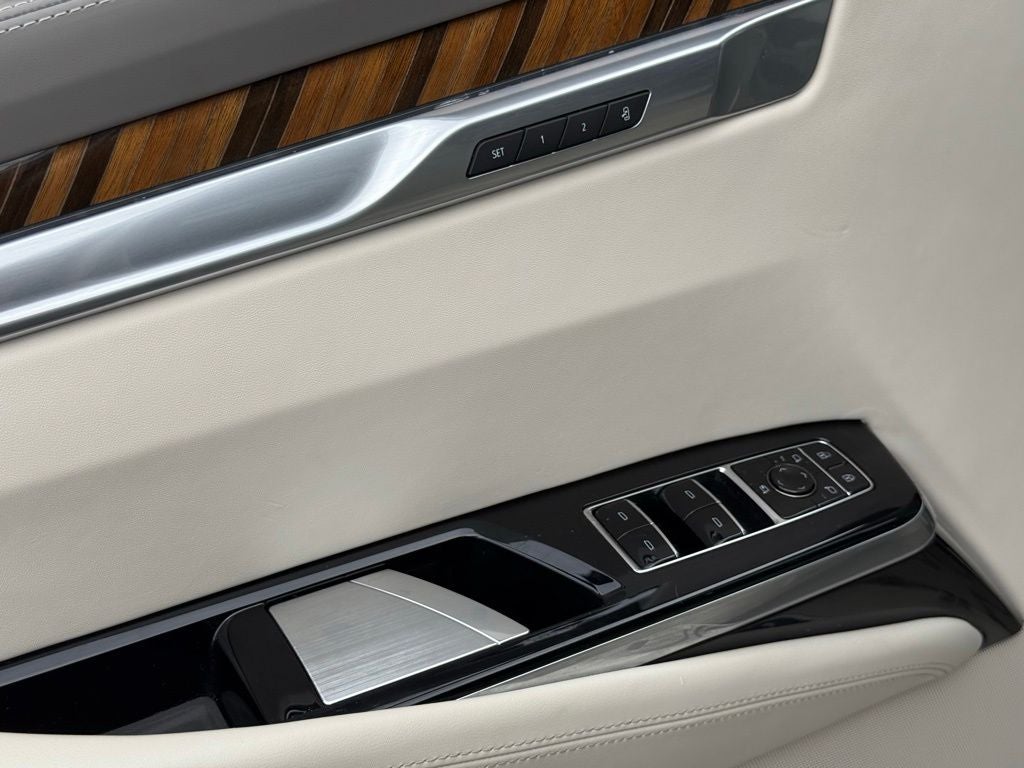 2025 Cadillac Escalade ESV Sport Platinum