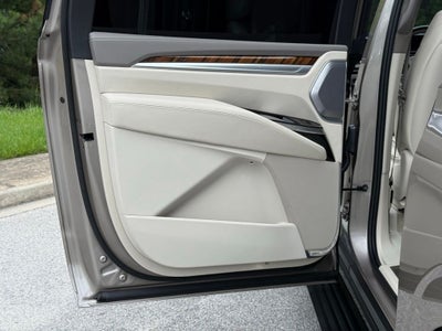 2025 Cadillac Escalade ESV Sport Platinum