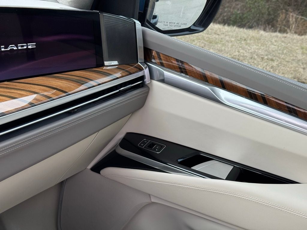 2025 Cadillac Escalade ESV Sport Platinum