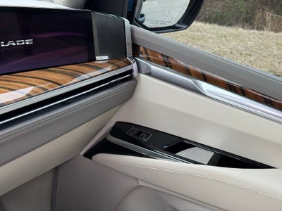 2025 Cadillac Escalade ESV Sport Platinum