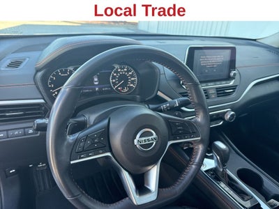2022 Nissan Altima 2.5 SR