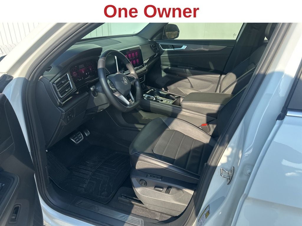 2024 Volkswagen Atlas Cross Sport 2.0T SEL R-Line