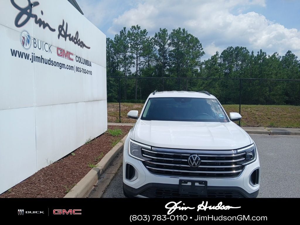 2025 Volkswagen Atlas 2.0T SE w/Technology
