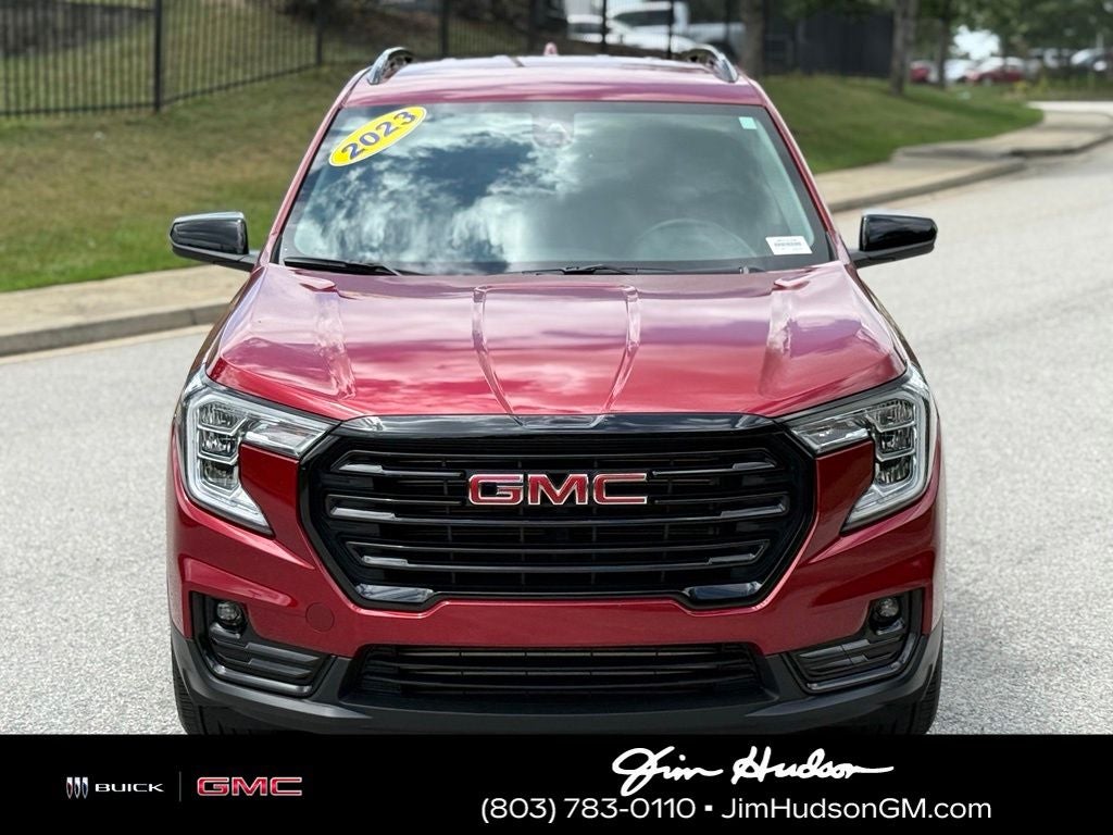 2023 GMC Terrain SLT