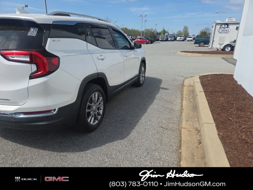 2022 GMC Terrain SLT