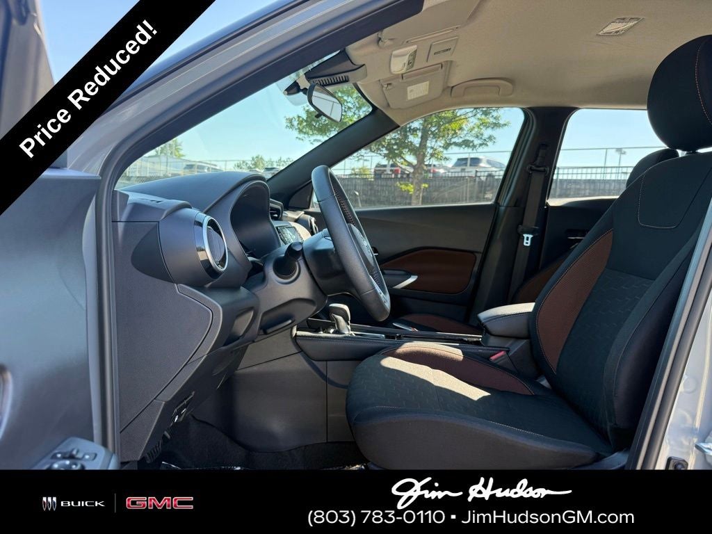2024 Nissan Kicks SR
