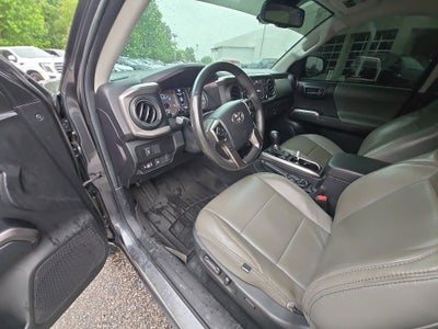 2022 Toyota Tacoma SR5 V6