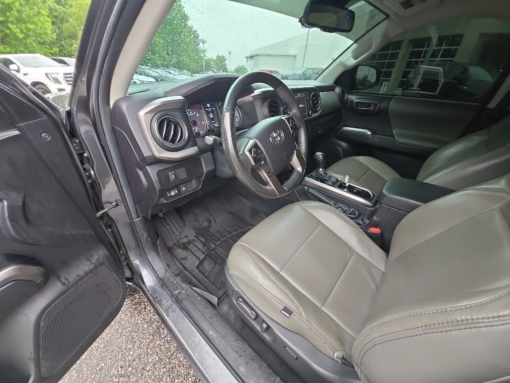 2022 Toyota Tacoma SR5 V6