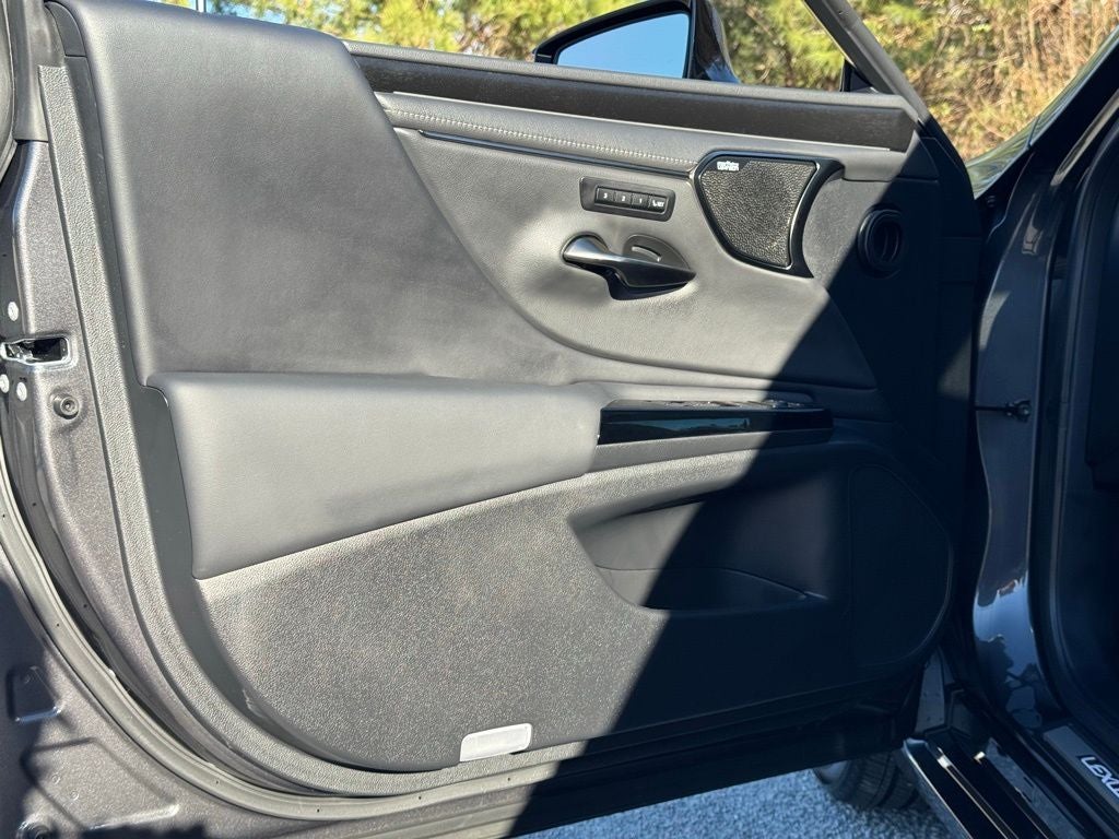 2024 Lexus ES 350 Ultra Luxury