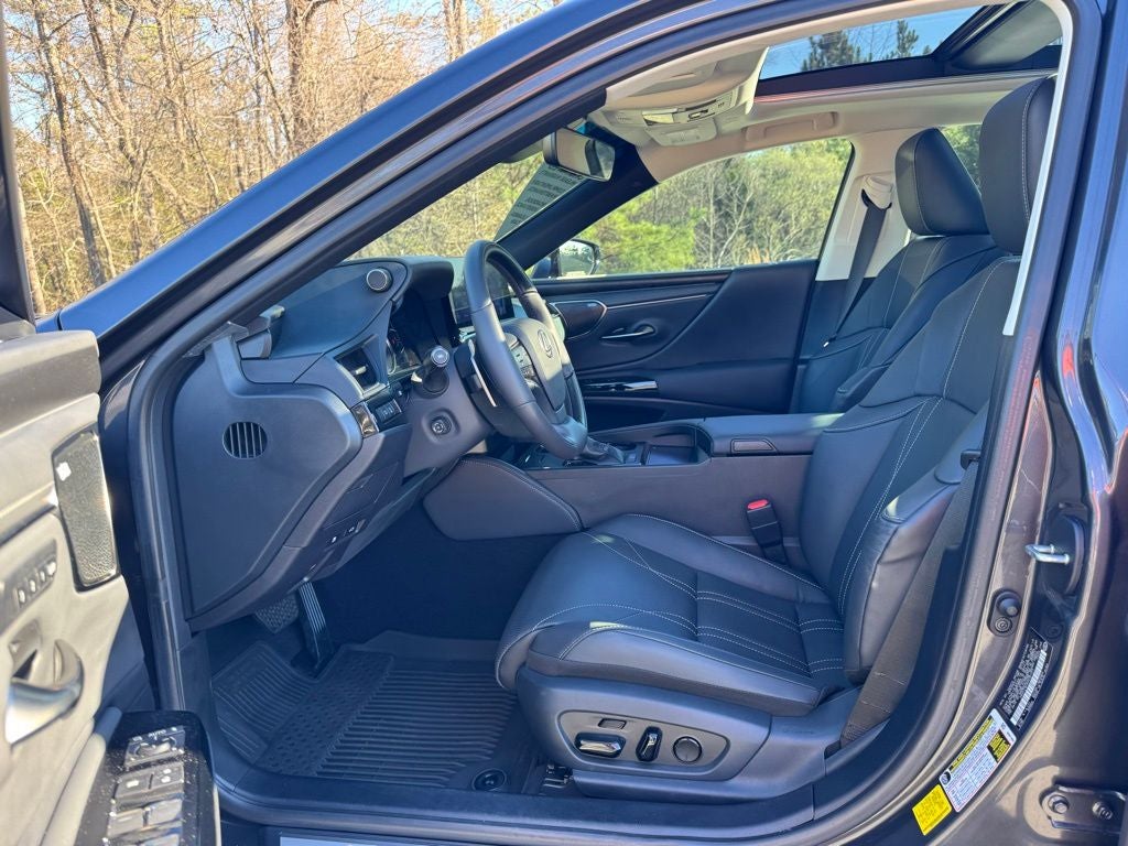 2024 Lexus ES 350 Ultra Luxury