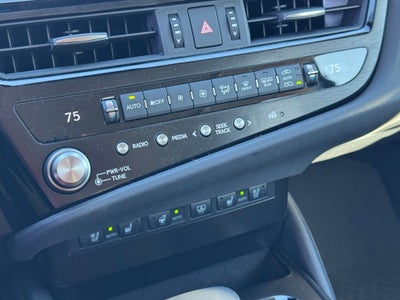 2024 Lexus ES 350 Ultra Luxury