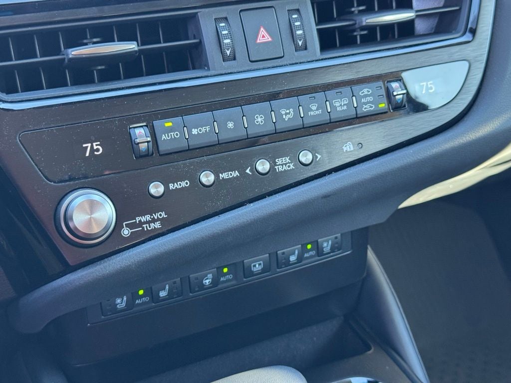 2024 Lexus ES 350 Ultra Luxury