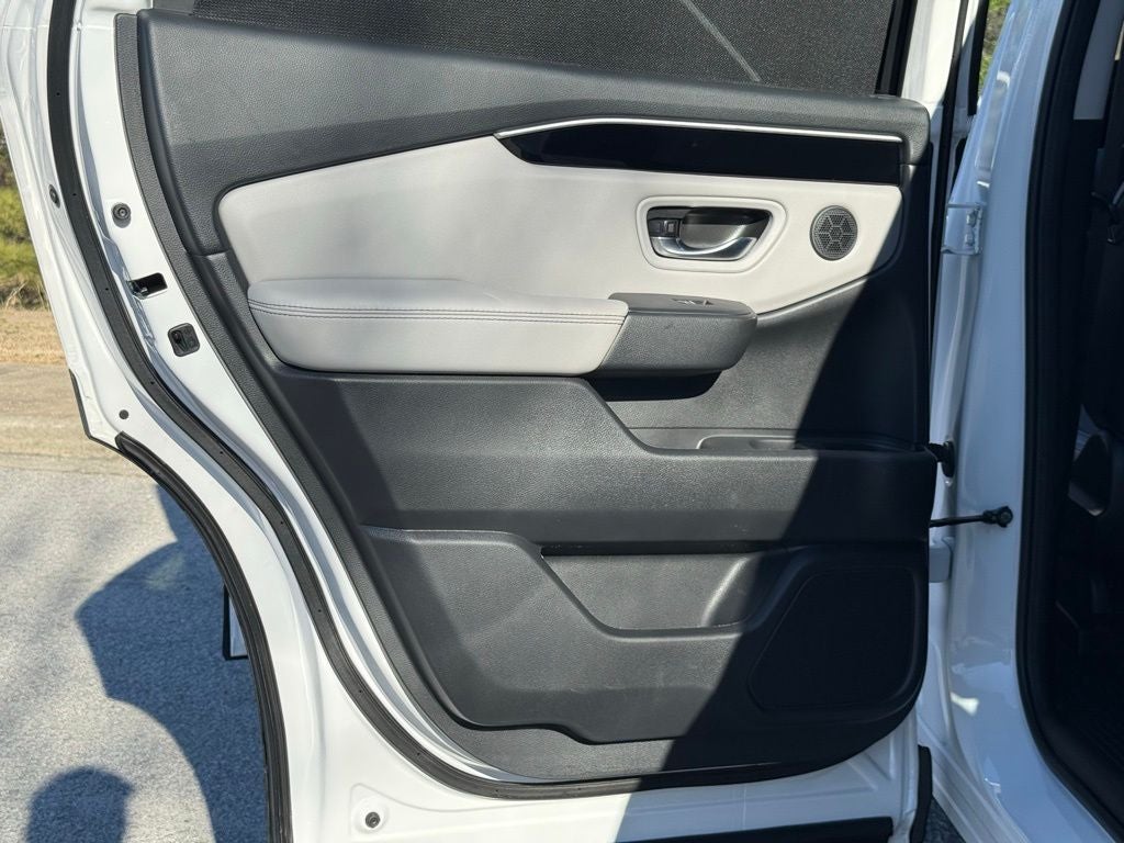2023 Honda Pilot EX-L 8 Passenger