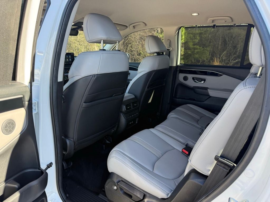 2023 Honda Pilot EX-L 8 Passenger