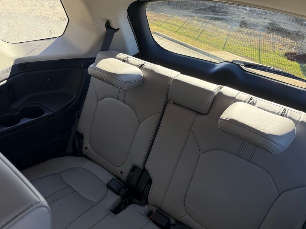 2023 Honda Pilot EX-L 8 Passenger