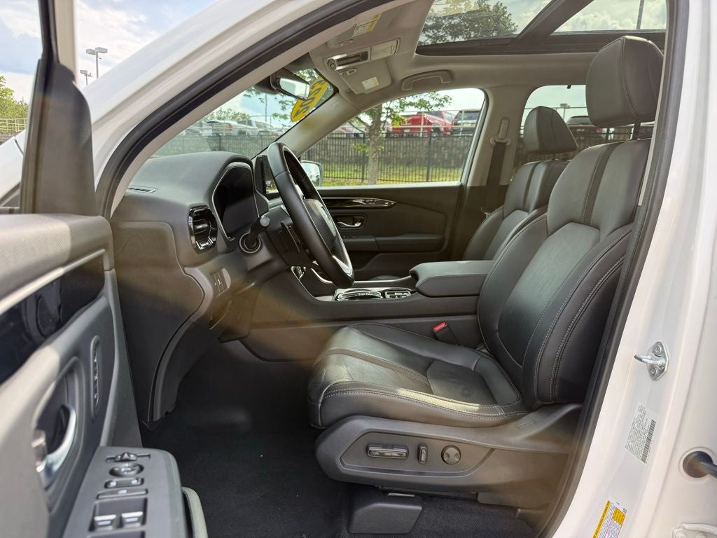 2023 Honda Pilot Touring