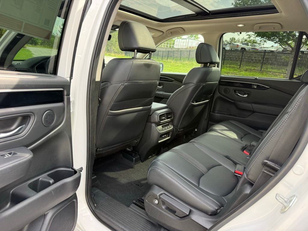 2023 Honda Pilot Touring