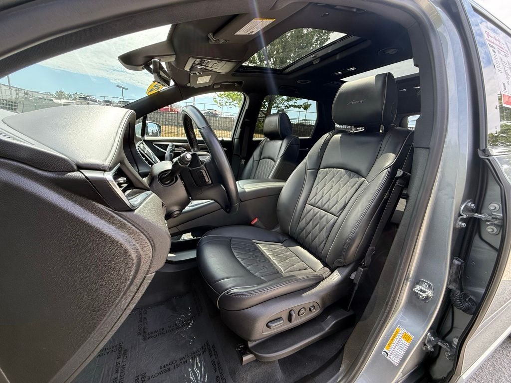 2023 Buick Enclave Avenir