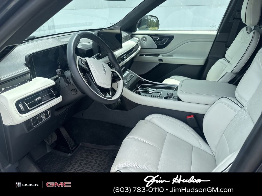 2025 Lincoln Aviator Black Label