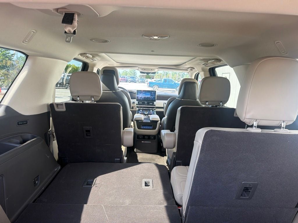 2023 Lincoln Navigator L Reserve