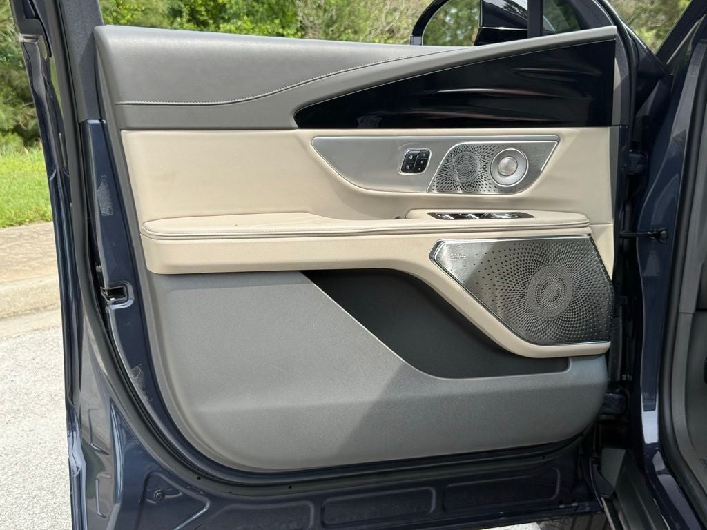 2024 Lincoln Nautilus Reserve
