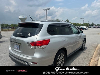 2013 Nissan Pathfinder SV