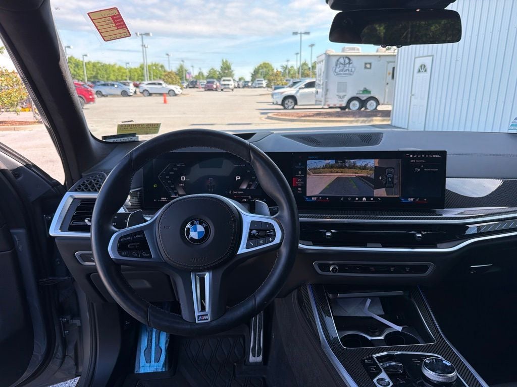 2024 BMW X7 M60i
