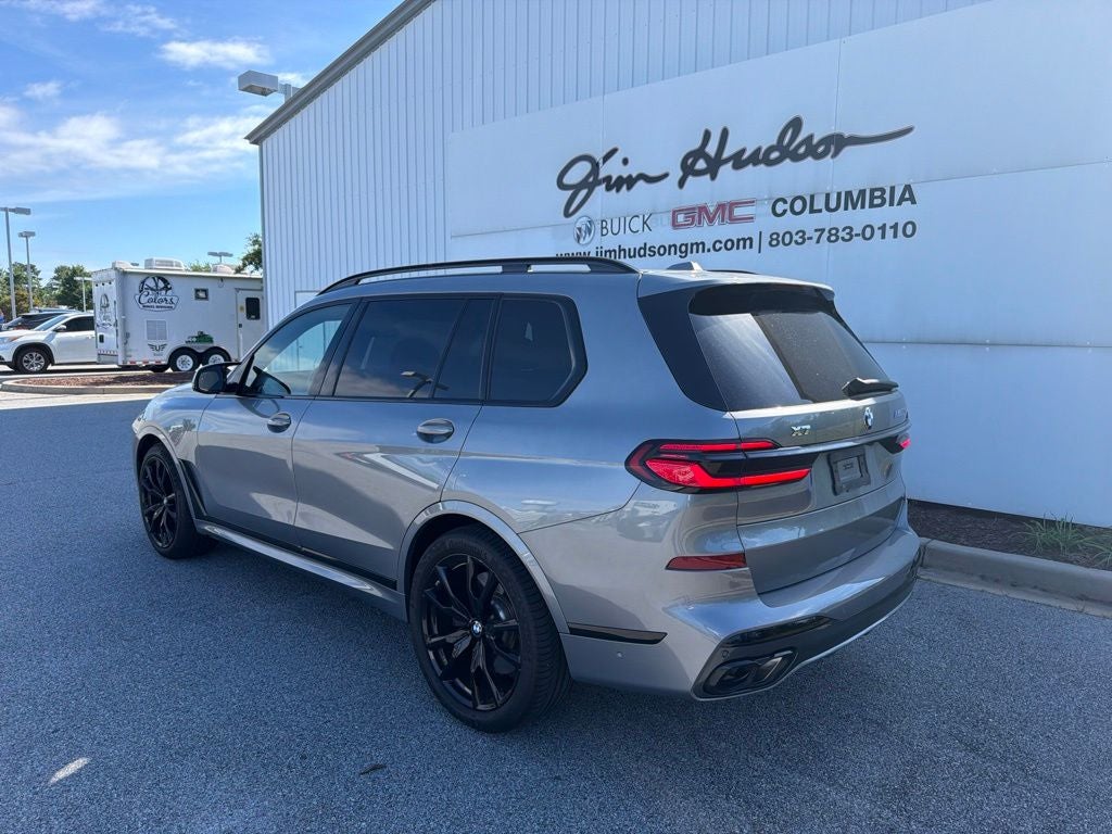 2024 BMW X7 M60i
