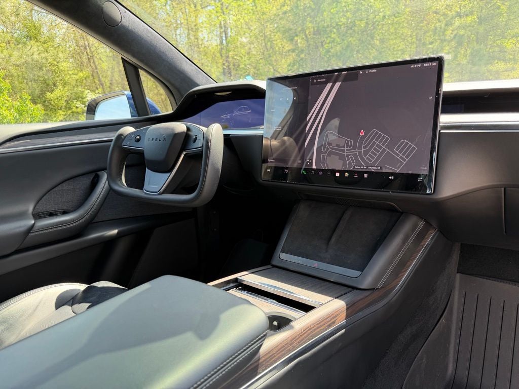 2023 Tesla Model X Standard Range
