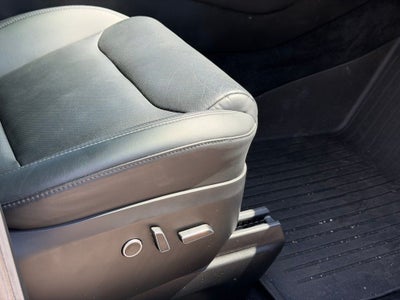 2023 Tesla Model X Standard Range