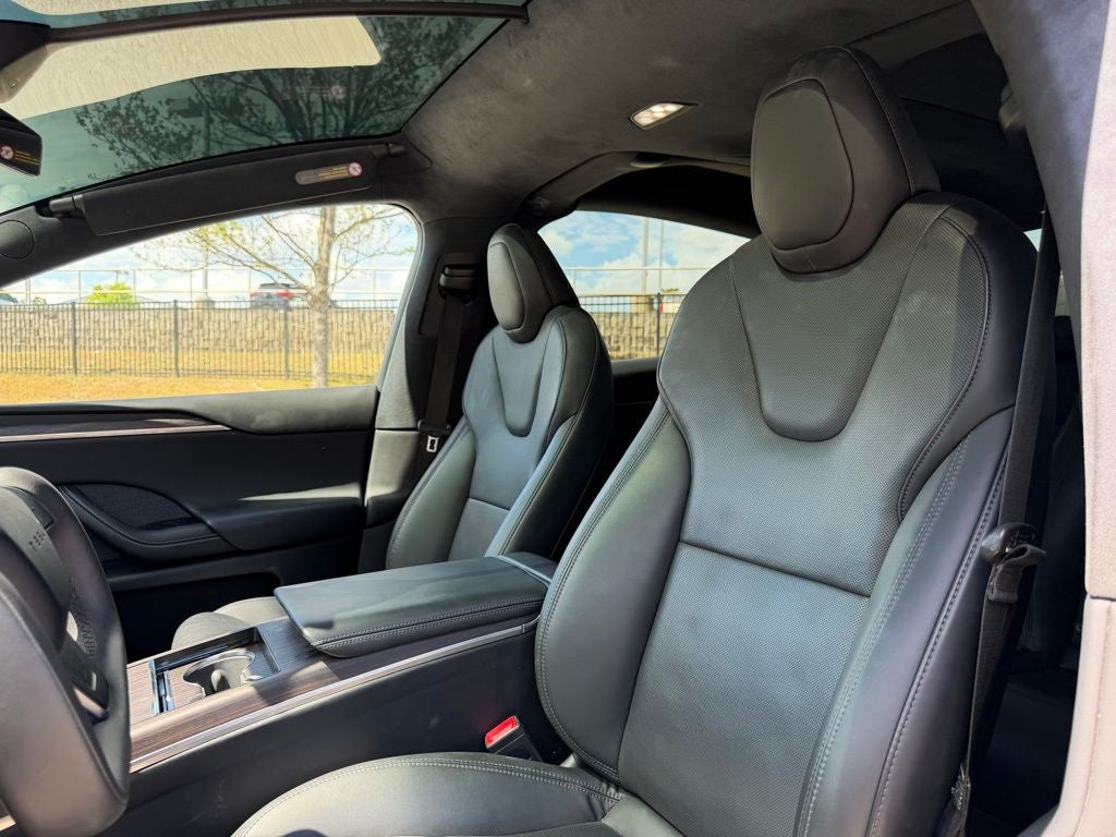 2023 Tesla Model X Standard Range