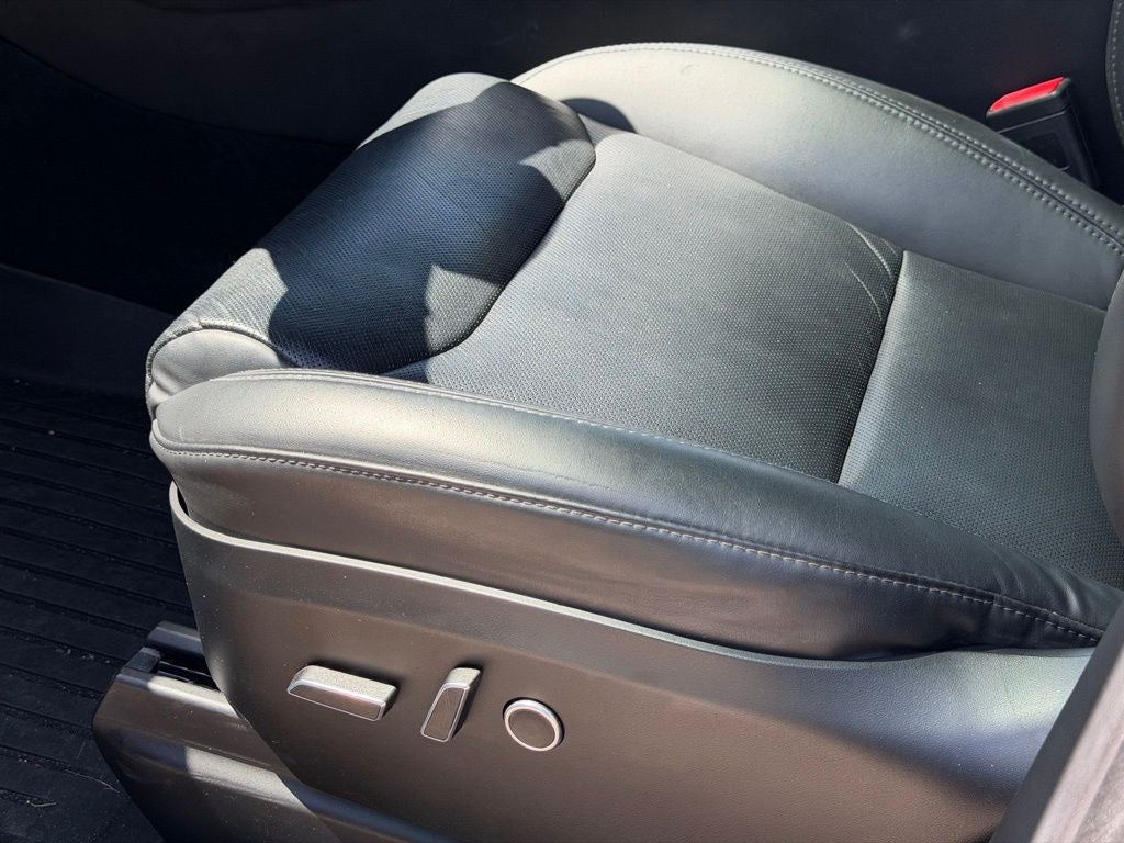 2023 Tesla Model X Standard Range