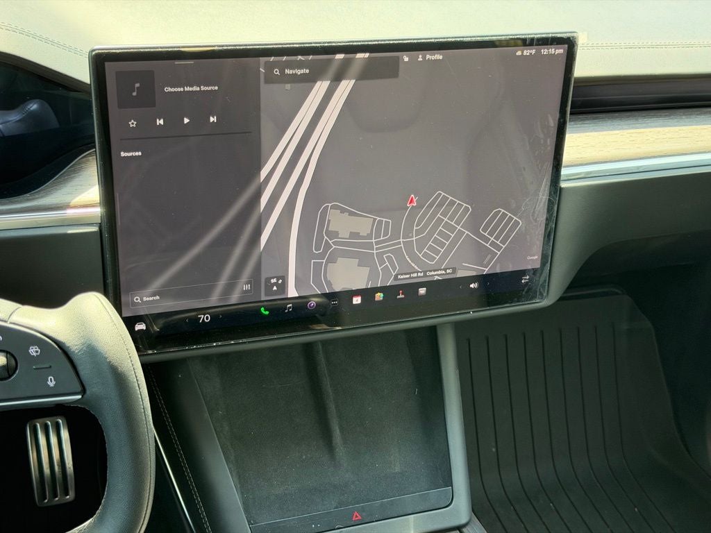 2023 Tesla Model X Standard Range