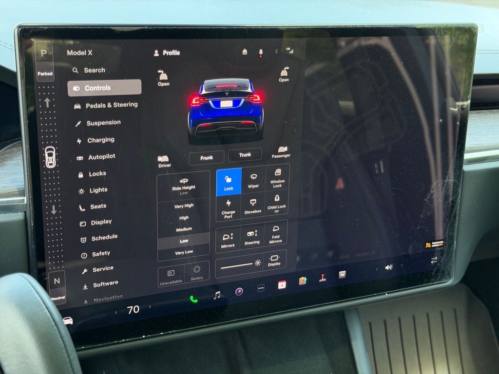2023 Tesla Model X Standard Range