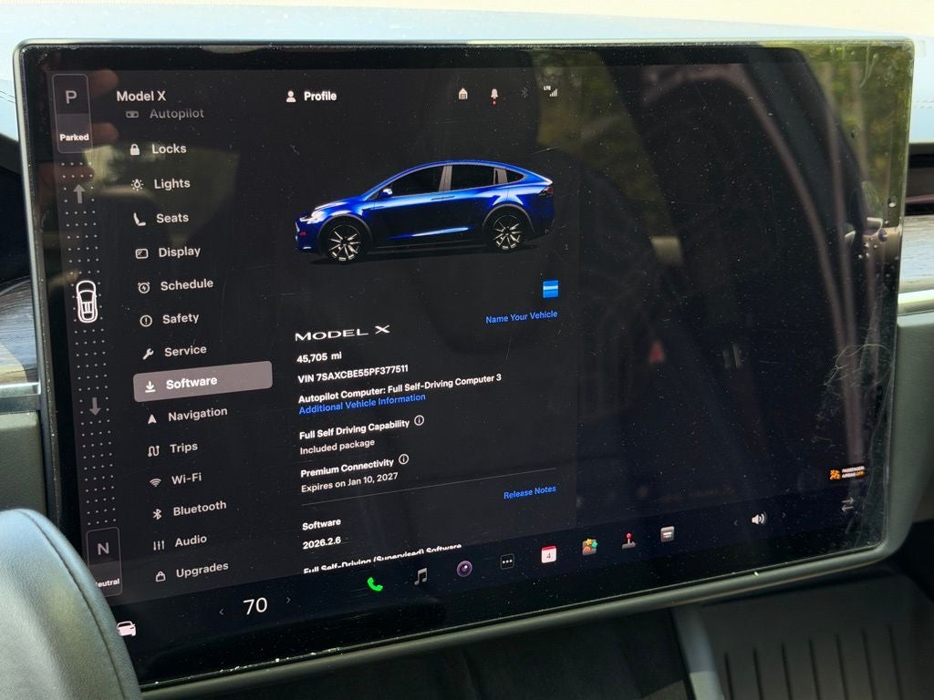 2023 Tesla Model X Standard Range