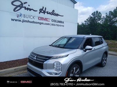 2025 Mitsubishi Outlander SE