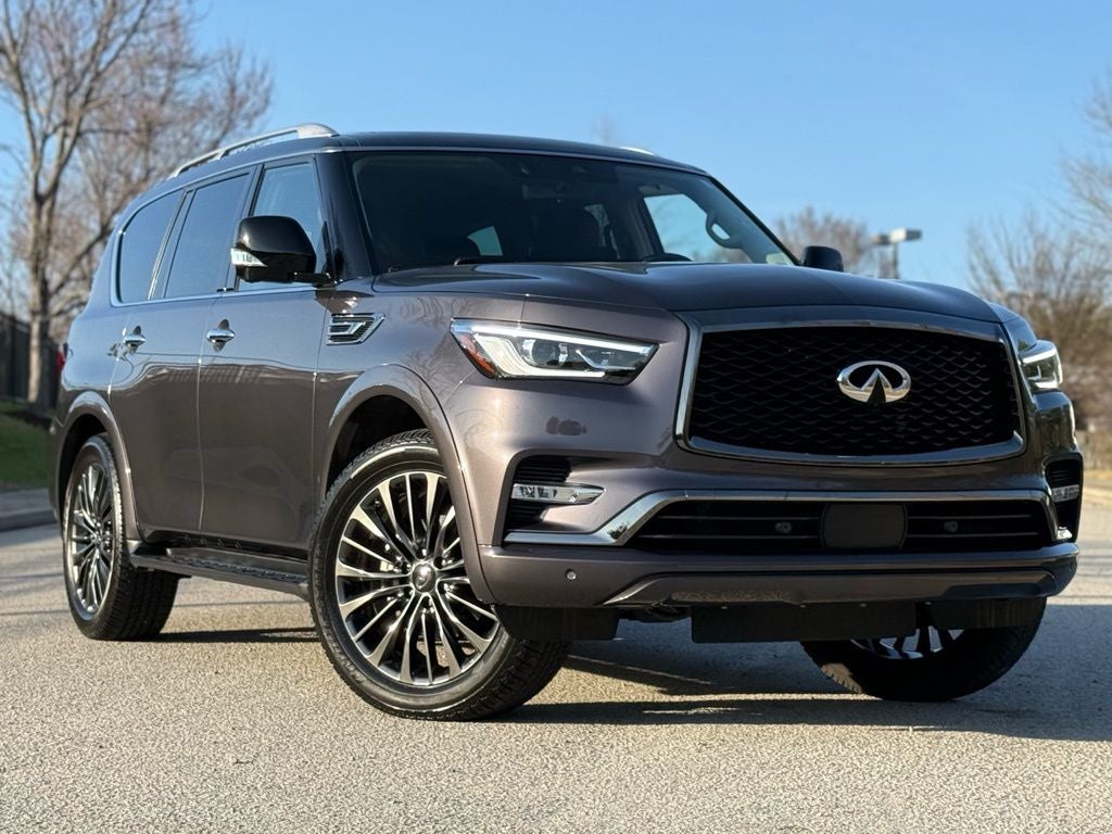 2023 INFINITI QX80 Premium Select