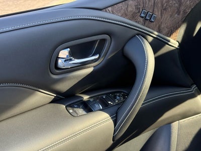 2023 INFINITI QX80 Premium Select