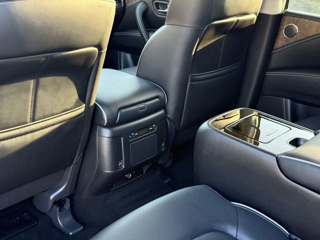 2023 INFINITI QX80 Premium Select